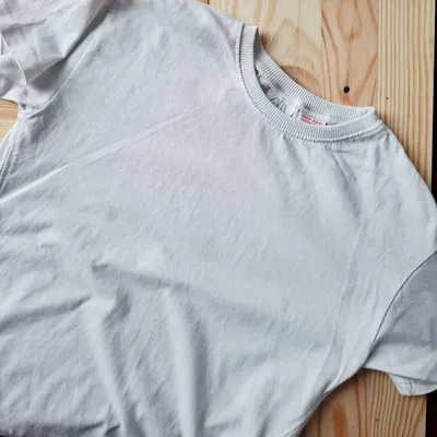 Tee-shirt blanc en coton Zara Kids
6 ans – État proche du neuf